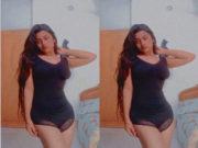 Sexy Indian Girl Shows Nude Body Part 2